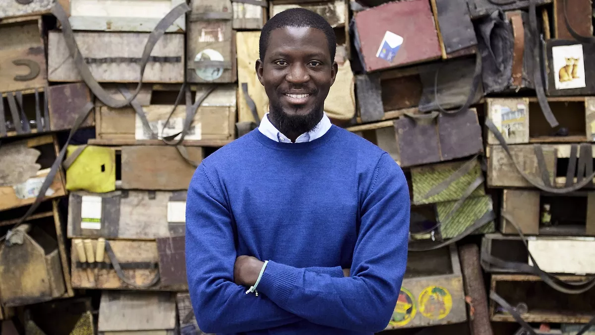 Ibrahim Mahama has just become the first African to top ArtReview’s prestigious Power 100 list, making him the most influential figure in global contemporary art for 2025. This recognition honours both his monumental artworks and the cultural institutions he has built in Ghana.