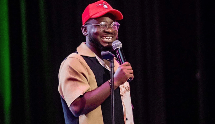 Lekzy De Comic is tired of laughing through the pain. The Ghanaian stand up star is calling out the state and industry players. He says they starve comedy of money, respect and proper policy support, even as comedians fill venues across the country.